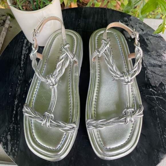 STUART WEITZMAN Sport Sandals  Black leather sandals size 5.5 like new - Picture 7 of 9